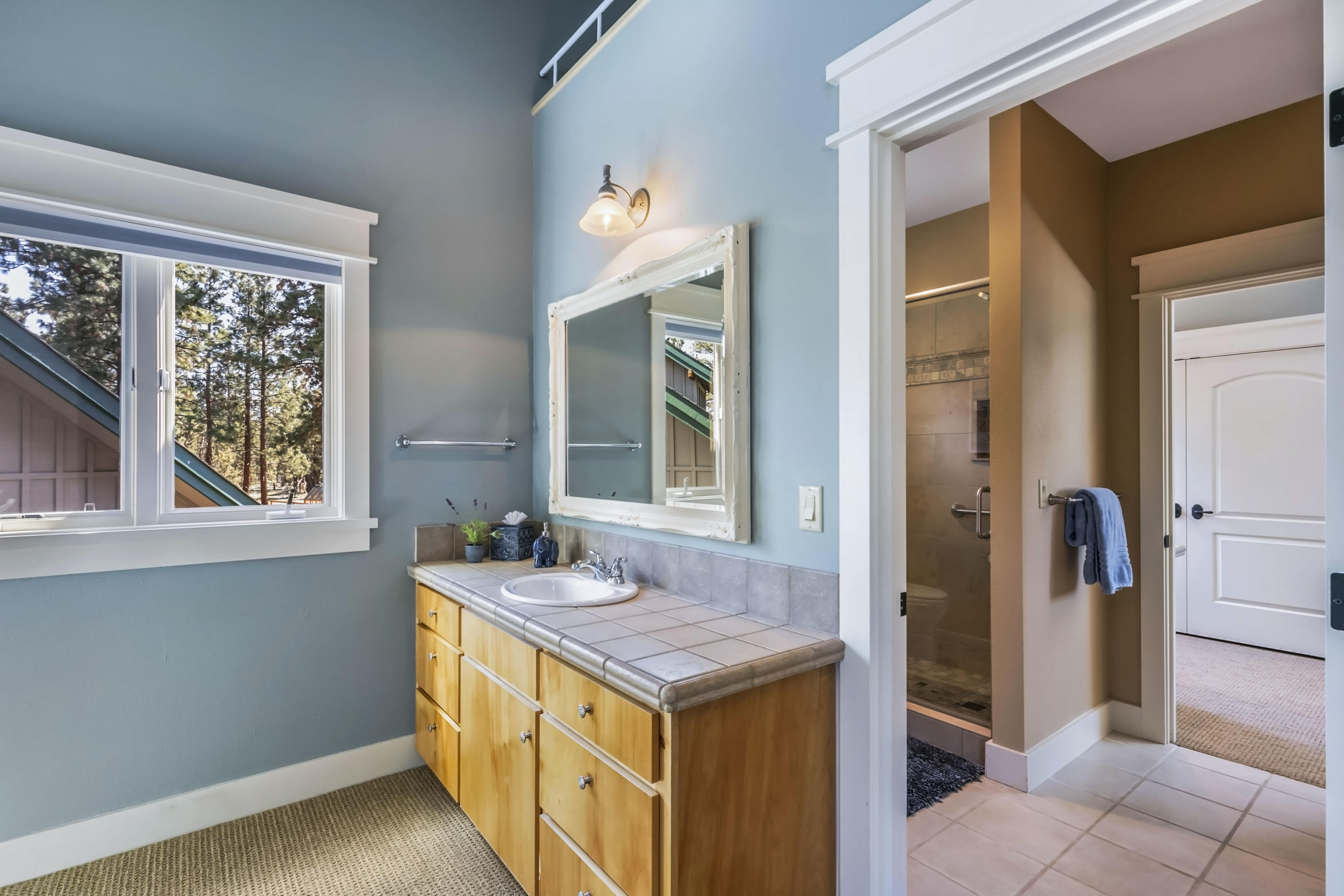 Sisters - Residential