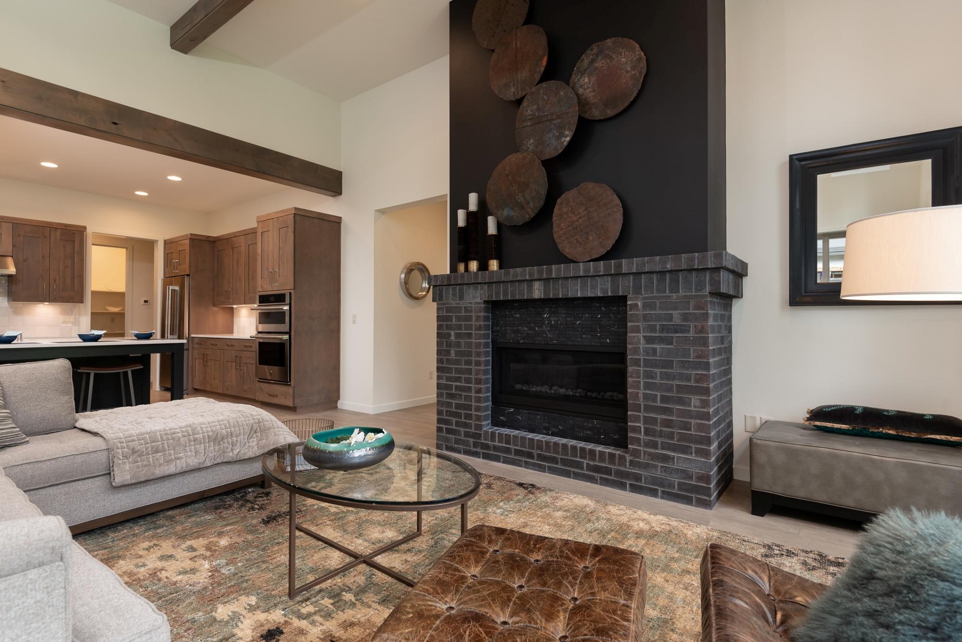 1925 Townhomes - Residential