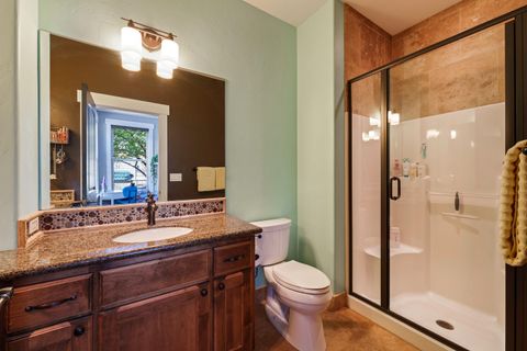 Tiny photo for 2885 NW Perlette Lane, Bend, OR 97703 (MLS # 220210255)