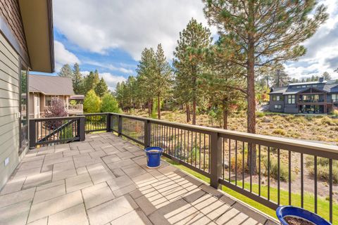 Tiny photo for 2885 NW Perlette Lane, Bend, OR 97703 (MLS # 220210255)