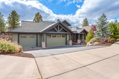 Tiny photo for 2885 NW Perlette Lane, Bend, OR 97703 (MLS # 220210255)
