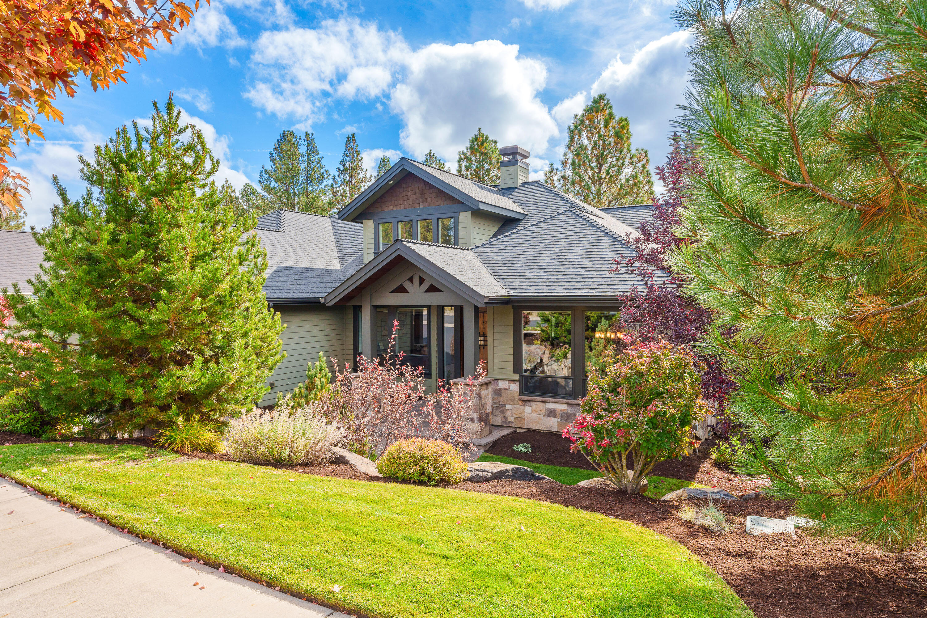2885 NW Perlette Lane