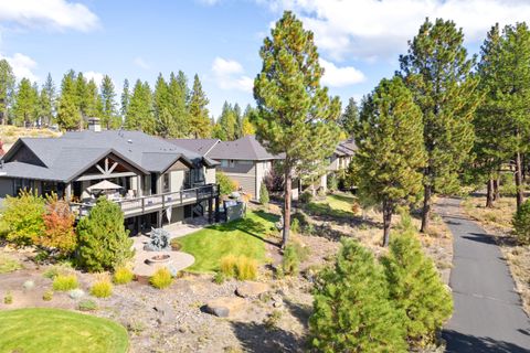 Tiny photo for 2885 NW Perlette Lane, Bend, OR 97703 (MLS # 220210255)