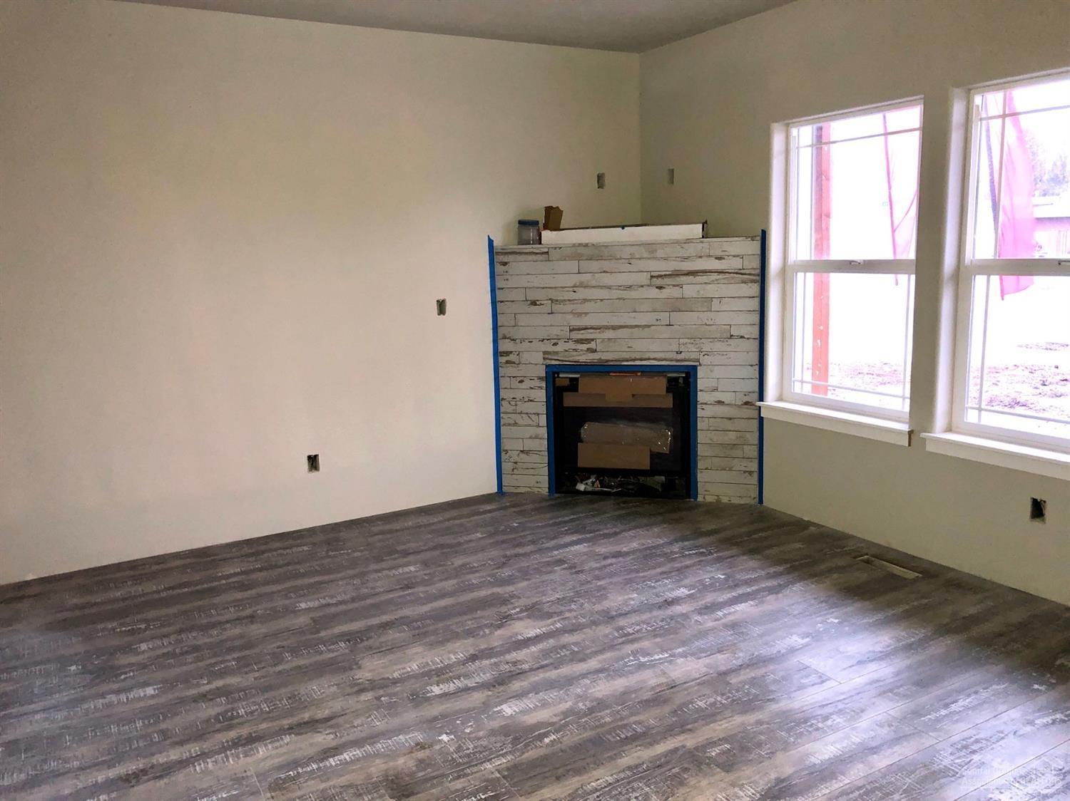 Canyon Crossing - Residential Income