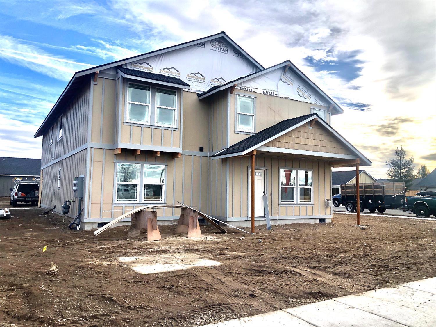 Canyon Crossing - Residential Income