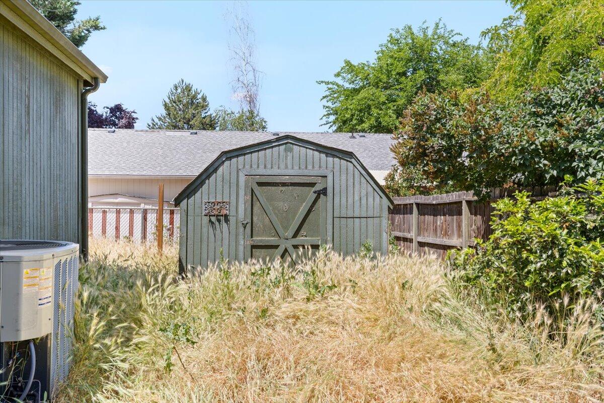 Brentcrest Estates - Residential