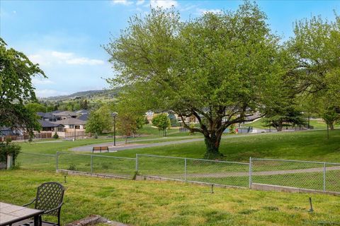 Tiny photo for 2981 Rosewood Street, Medford, OR 97504 (MLS # 220219916)