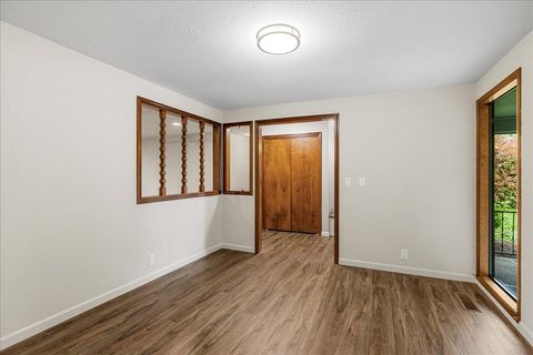 Tiny photo for 2981 Rosewood Street, Medford, OR 97504 (MLS # 220219916)