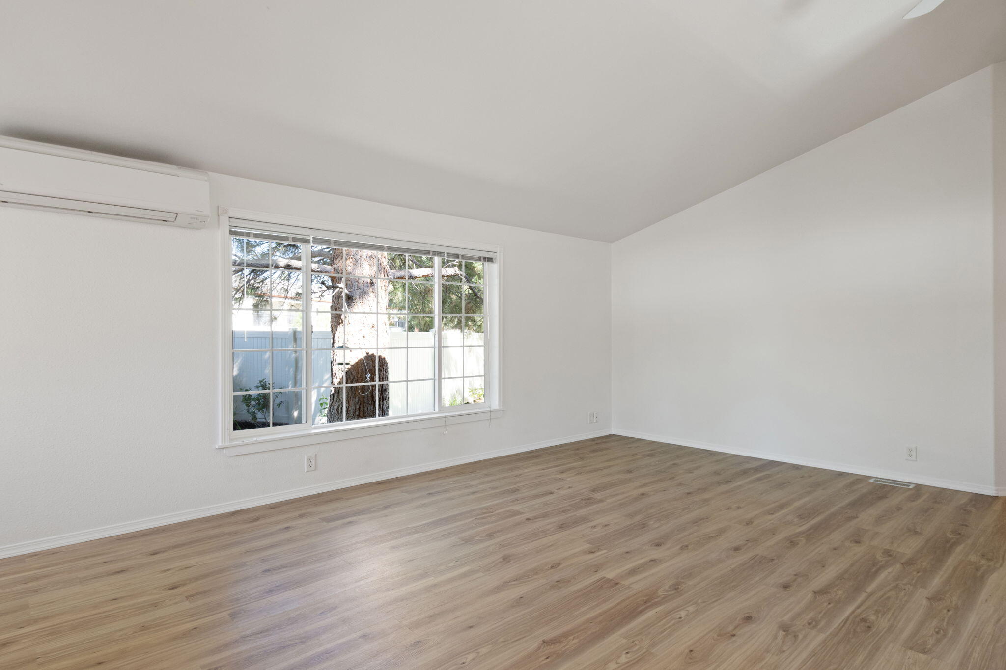 Pines At Sisters - Residential