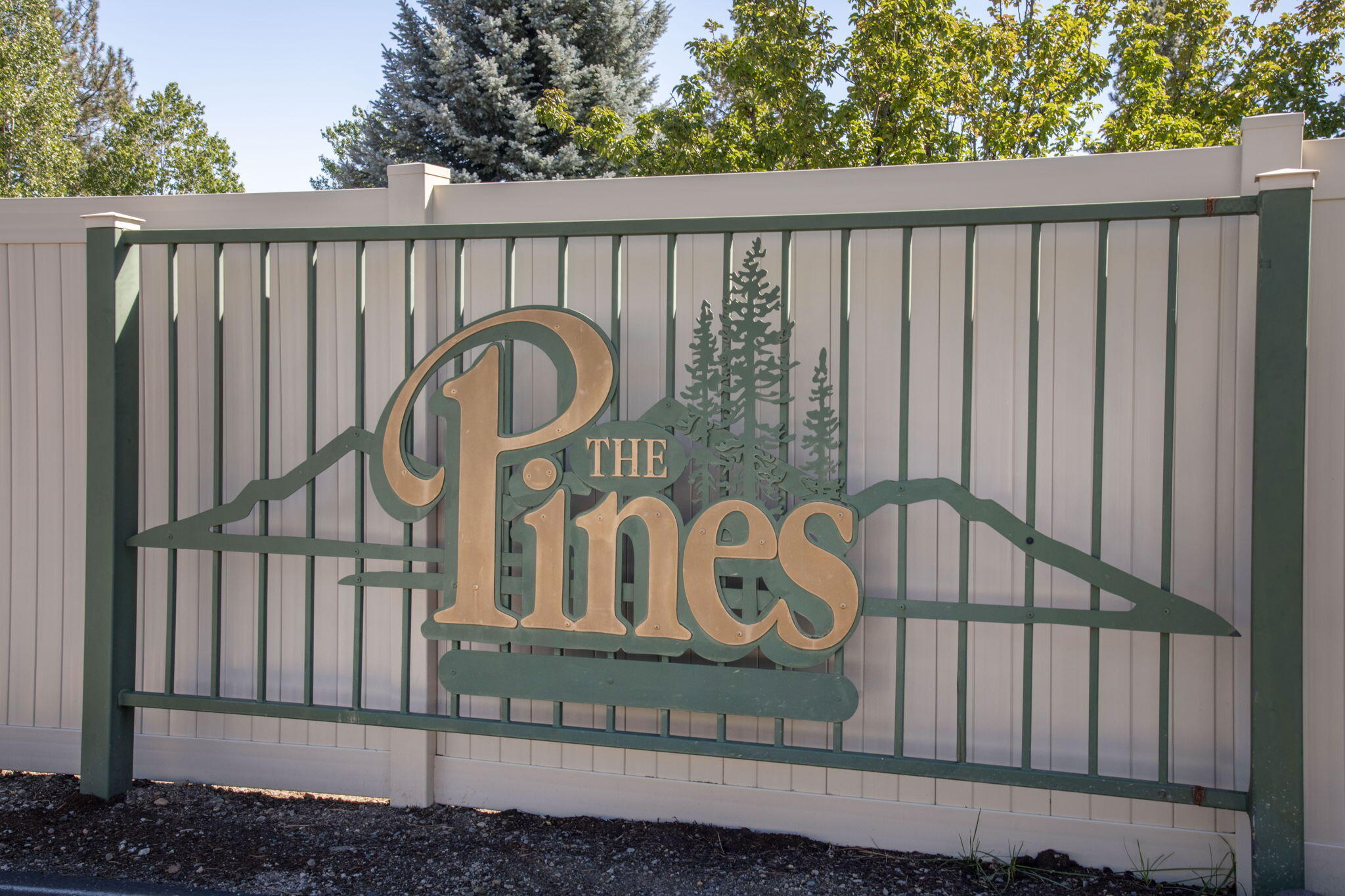 Pines At Sisters - Residential