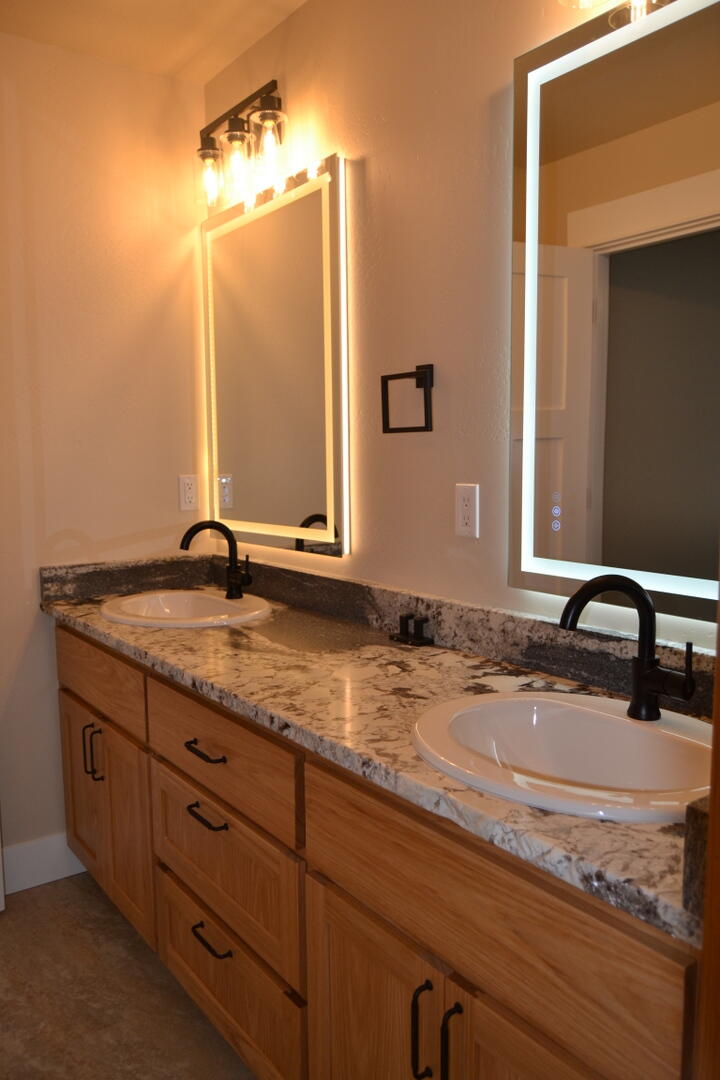 Buckmaster - Residential