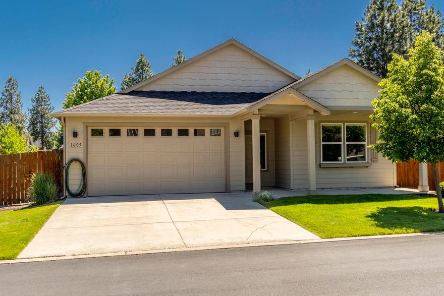 Charming Sisters Single Family Home close to schools, downtown & the abundant recreation for which Central Oregon is famous! Door from master goes to newly updated backyard patio and newly landscaped and fenced backyard.  Covered patio provides shade for summer entertaining. Brand new 8 X 10 shed for bikes and toys!