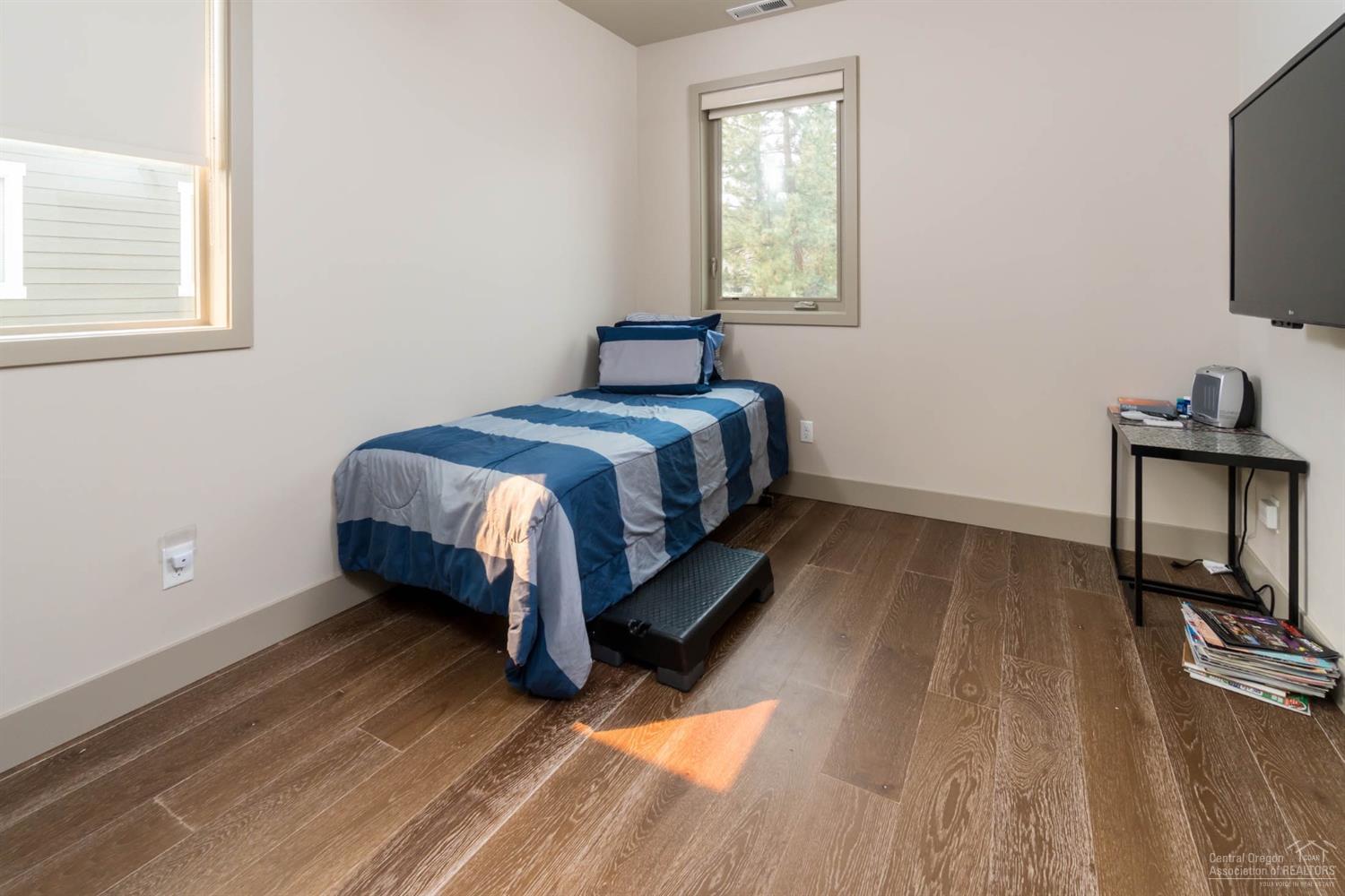 Newport Heights - Residential