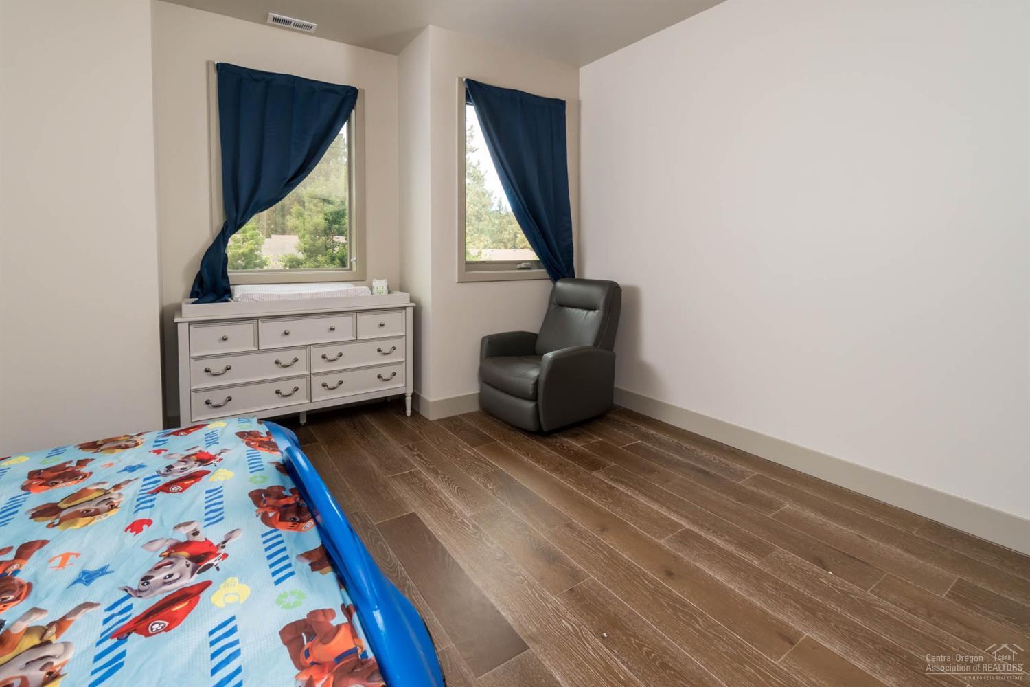 Newport Heights - Residential