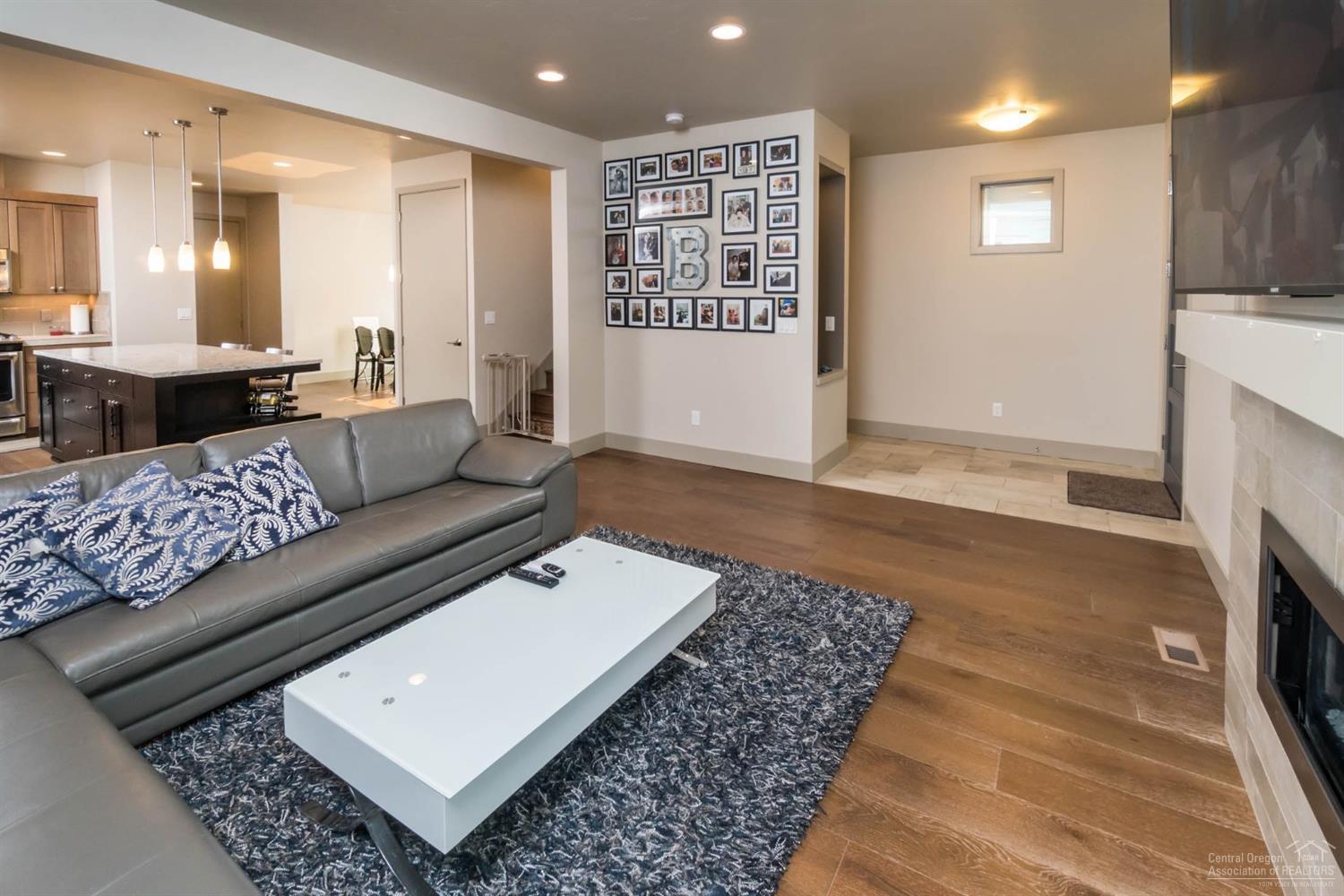 Newport Heights - Residential