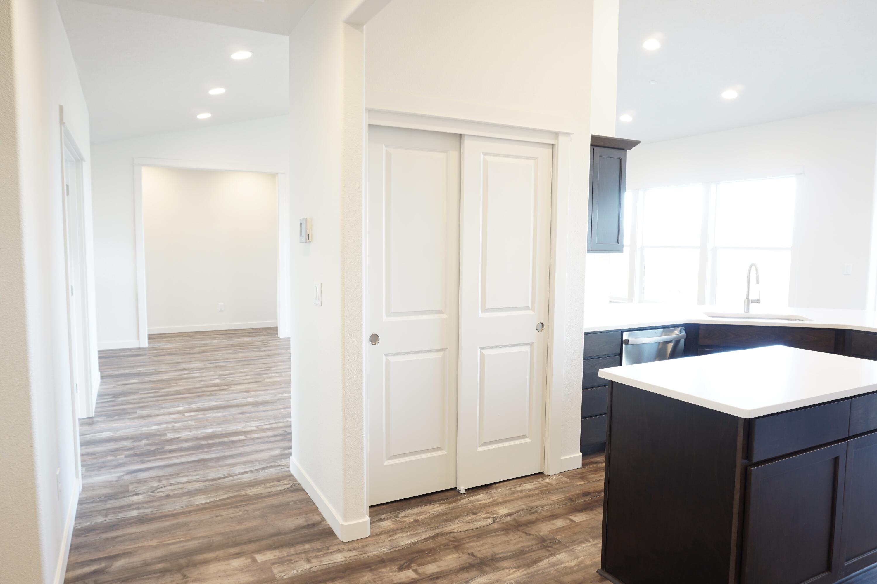 Crescent Rim Estates - Residential