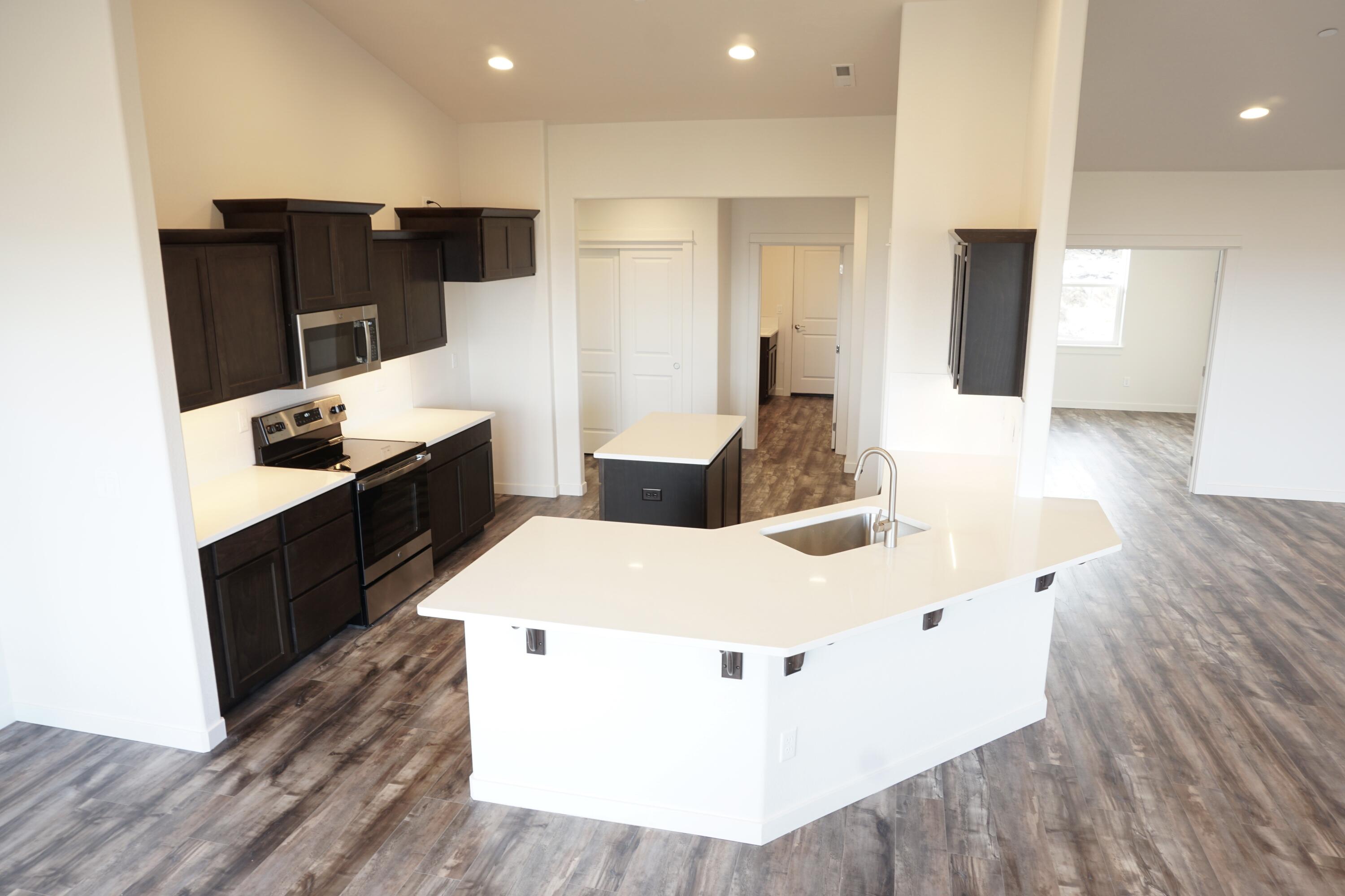 Crescent Rim Estates - Residential