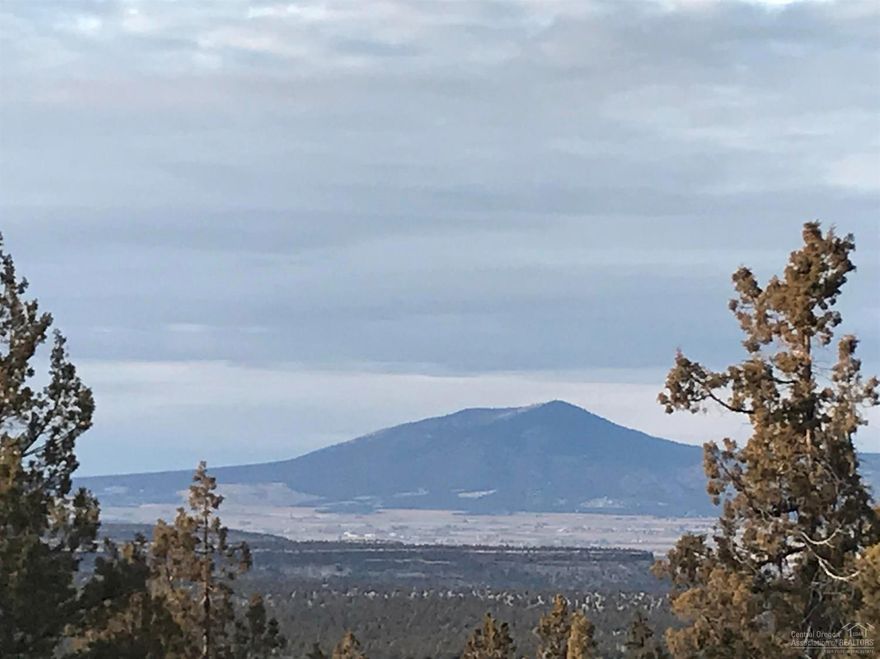 Affordable home on 5 acres minutes to town.