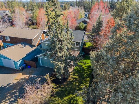 Tiny photo for 20392 Aberdeen Drive, Bend, OR 97702 (MLS # 220219844)