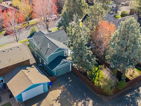 Tiny photo for 20392 Aberdeen Drive, Bend, OR 97702 (MLS # 220219844)