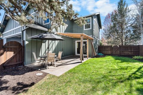 Tiny photo for 20392 Aberdeen Drive, Bend, OR 97702 (MLS # 220219844)
