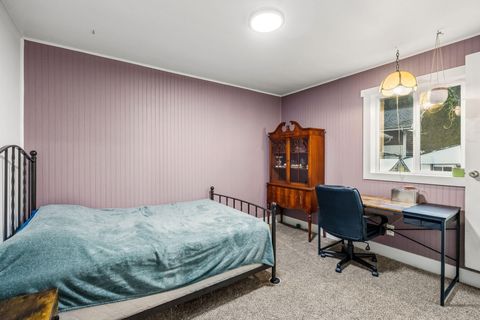 Tiny photo for 46822 Sunset Avenue, Westfir, OR 97492 (MLS # 220216890)