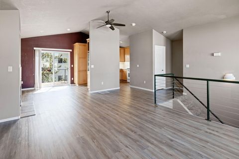 438 NW 19th Street UNIT 11 Redmond OR 97756