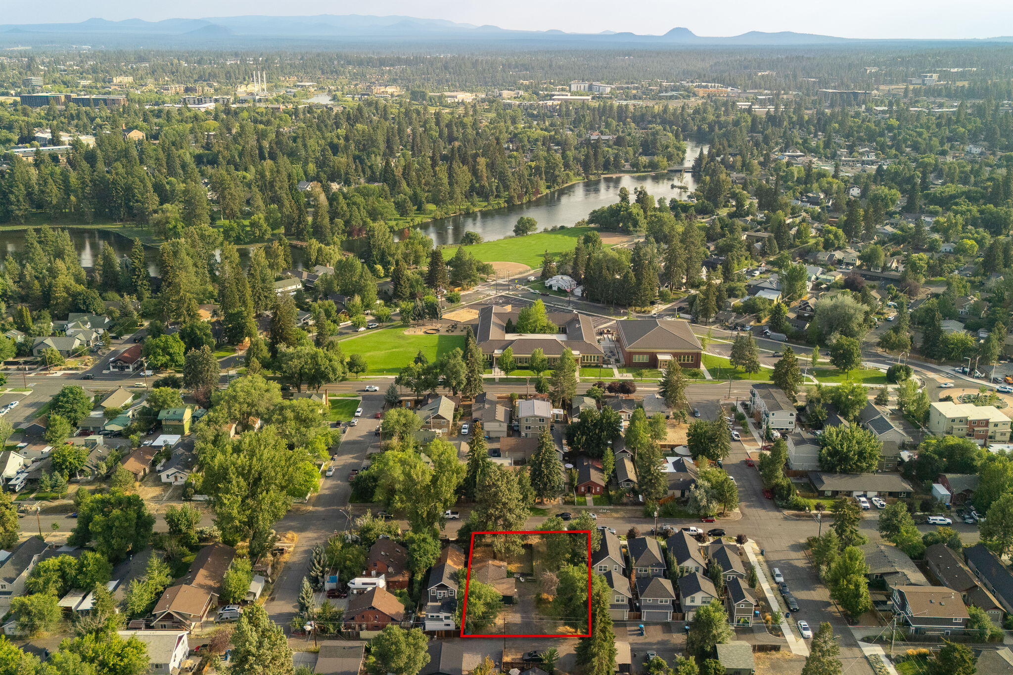 720 NW Ogden Avenue