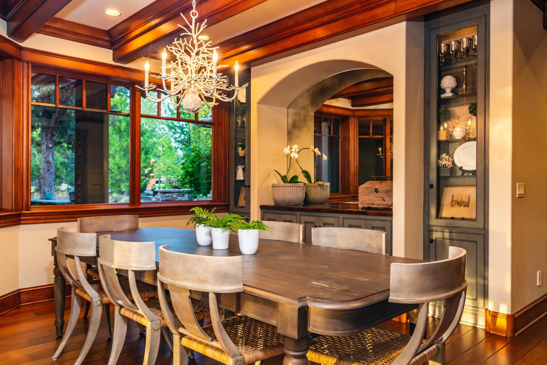 Broken Top - Residential