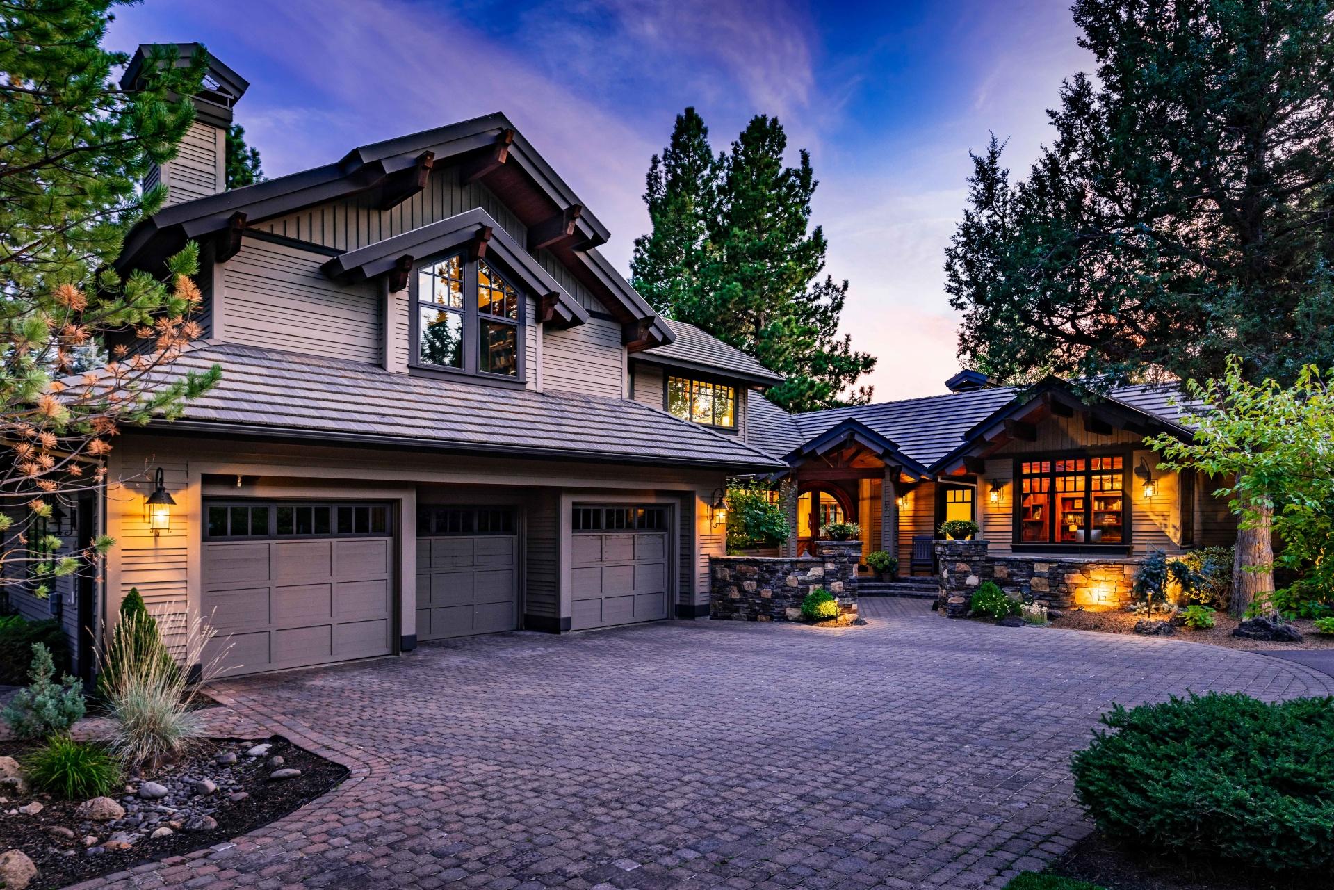 Broken Top - Residential