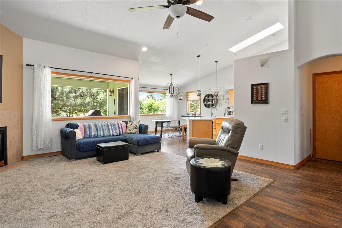 Canyon View - Residential