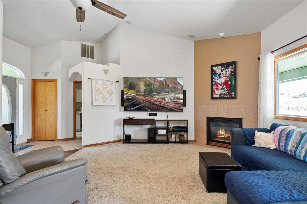 Canyon View - Residential