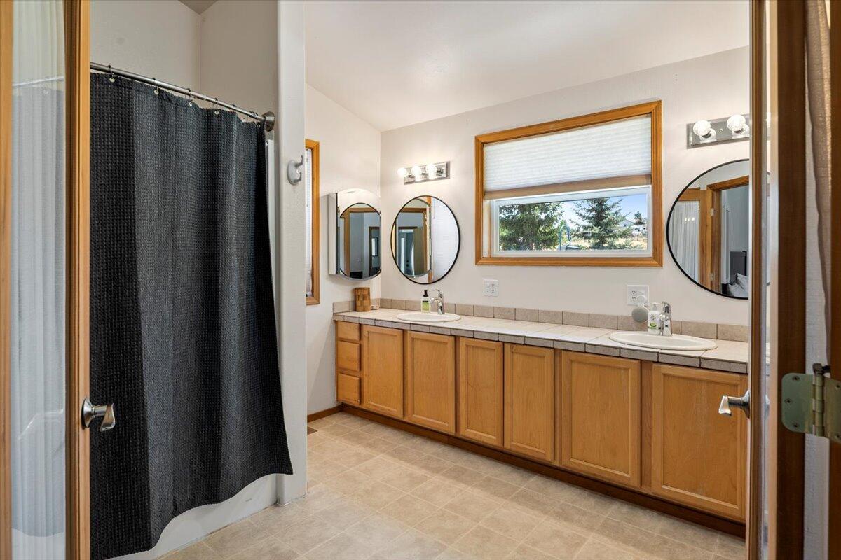 Canyon View - Residential