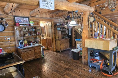 Tiny photo for 123415 Surveyor Road, Crescent Lake, OR 97733 (MLS # 220223966)