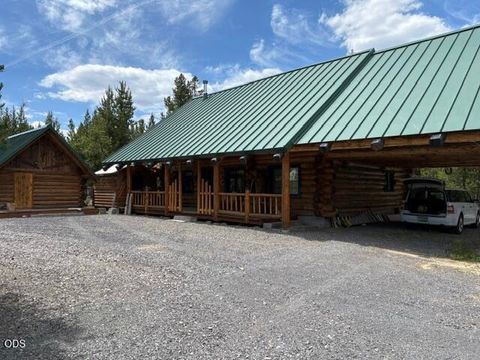 Tiny photo for 123415 Surveyor Road, Crescent Lake, OR 97733 (MLS # 220223966)