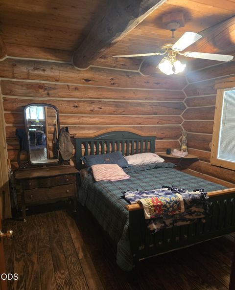 Tiny photo for 123415 Surveyor Road, Crescent Lake, OR 97733 (MLS # 220223966)