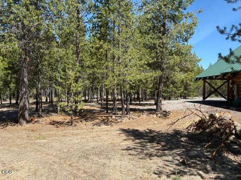 Tiny photo for 123415 Surveyor Road, Crescent Lake, OR 97733 (MLS # 220223966)