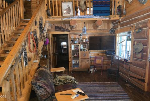 Tiny photo for 123415 Surveyor Road, Crescent Lake, OR 97733 (MLS # 220223966)