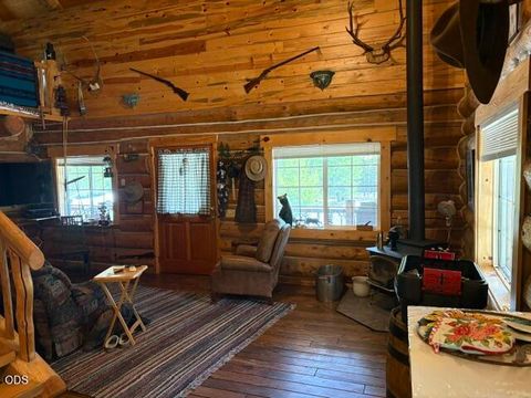 Tiny photo for 123415 Surveyor Road, Crescent Lake, OR 97733 (MLS # 220223966)