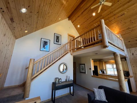 Tiny photo for 1540 Cinnamon Teal Drive #EC3B, Redmond, OR 97756 (MLS # 220213207)