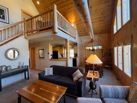 Tiny photo for 1540 Cinnamon Teal Drive #EC3B, Redmond, OR 97756 (MLS # 220213207)