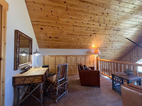 Tiny photo for 1540 Cinnamon Teal Drive #EC3B, Redmond, OR 97756 (MLS # 220213207)