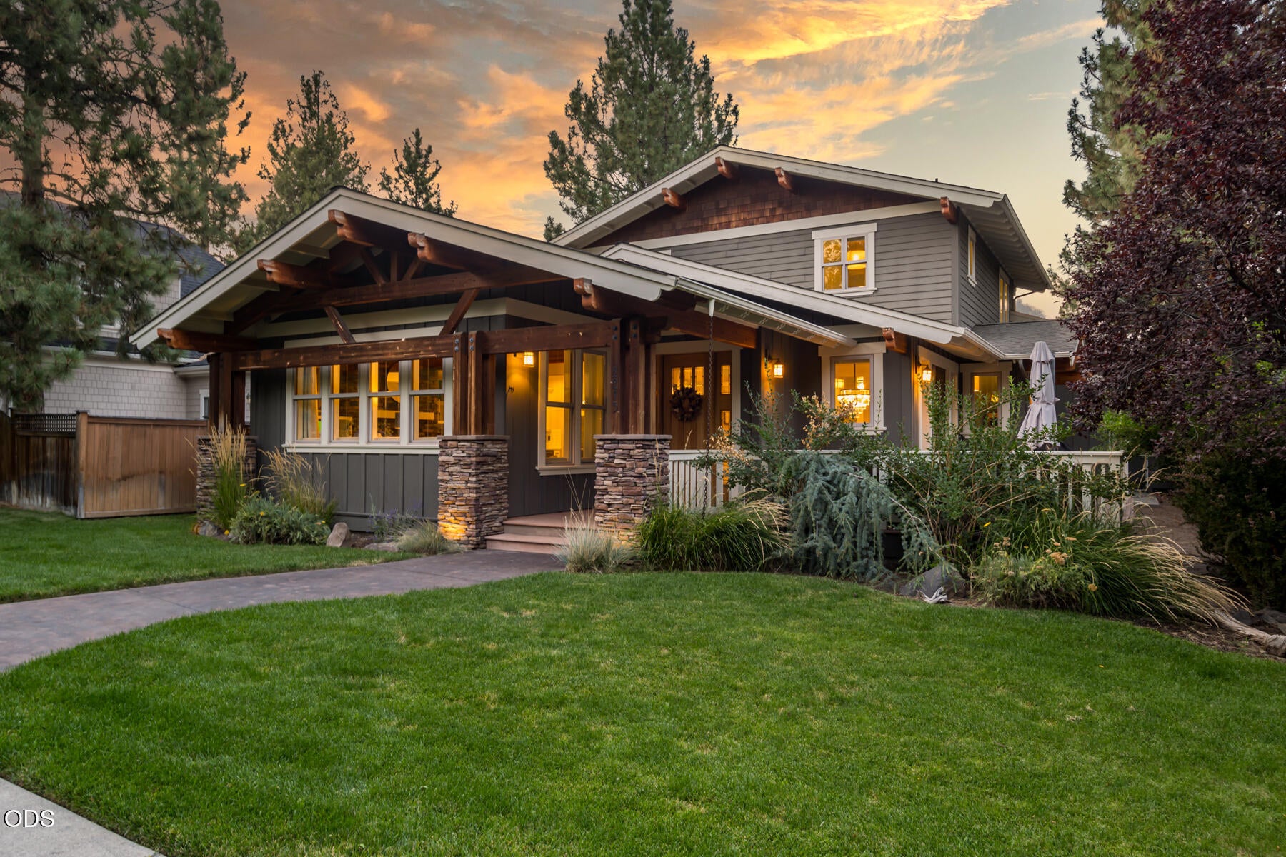 2215 NW High Lakes Loop