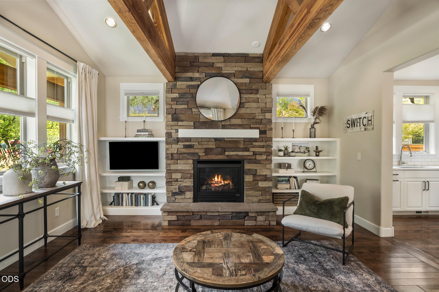 2215 NW High Lakes Loop