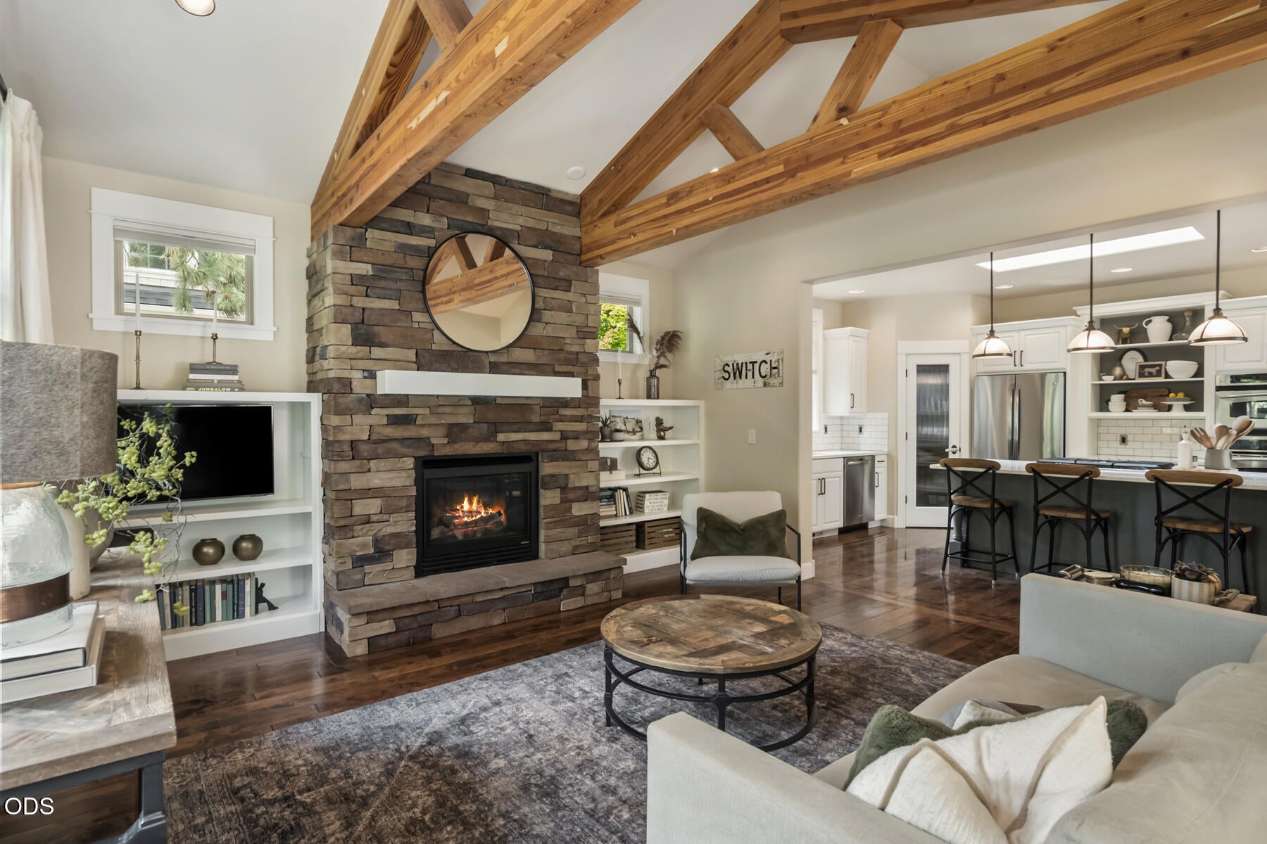 2215 NW High Lakes Loop