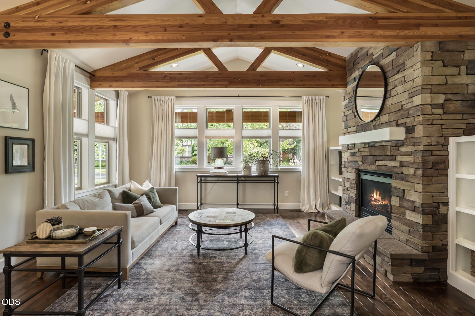 2215 NW High Lakes Loop