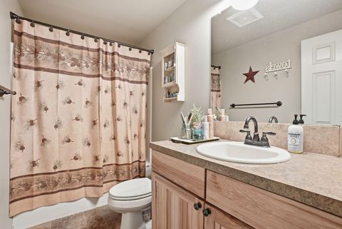 Tiny photo for 51432 Jory Road, La Pine, OR 97739 (MLS # 220217354)