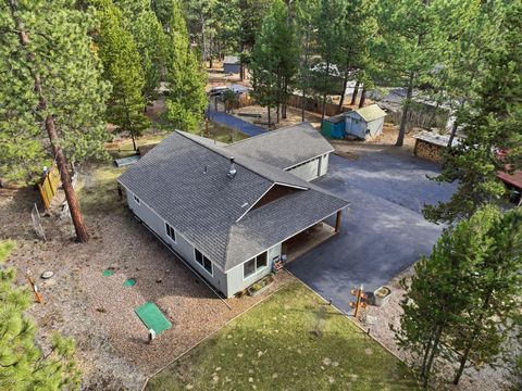 Tiny photo for 51432 Jory Road, La Pine, OR 97739 (MLS # 220217354)