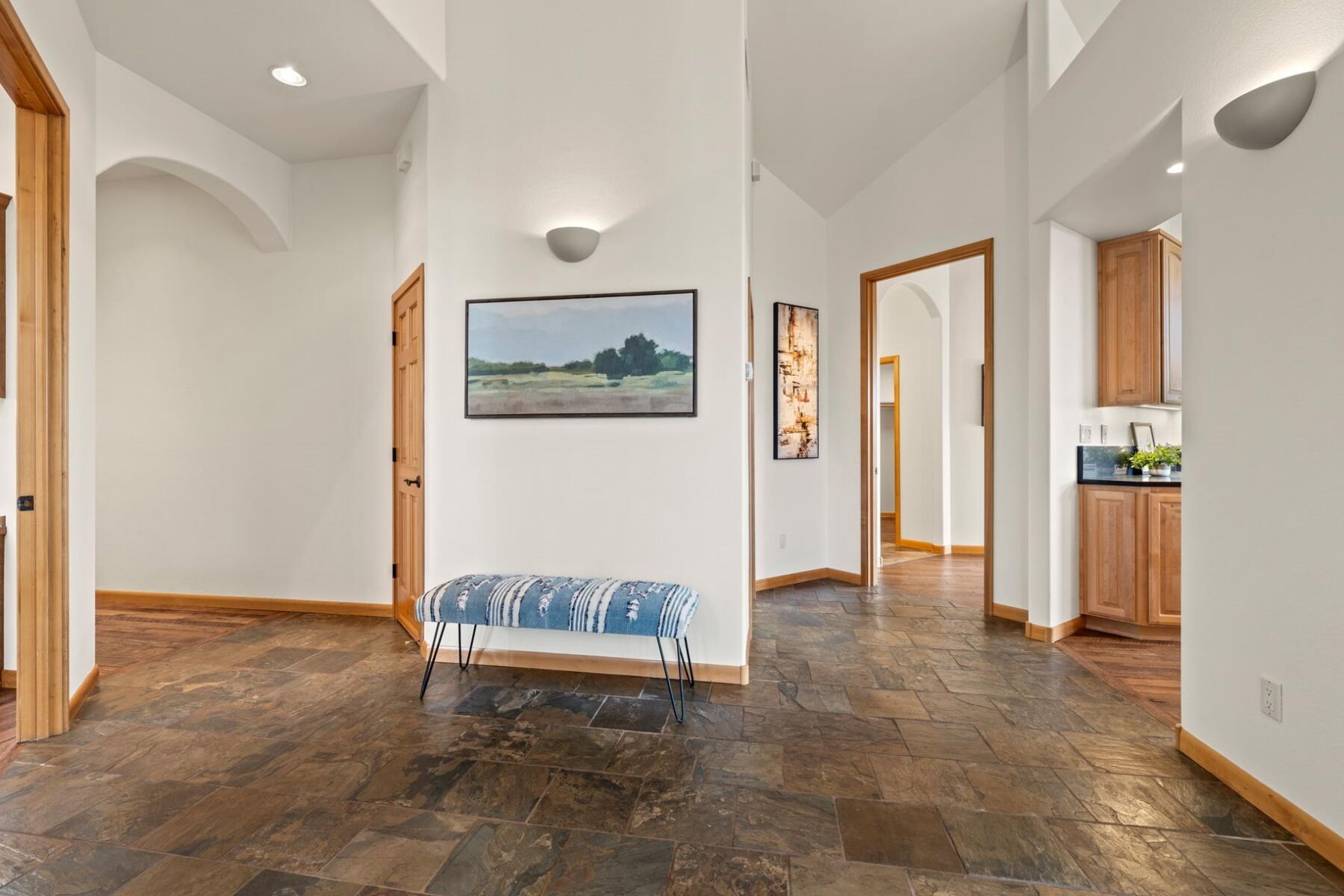 Skyliner Summit - Residential