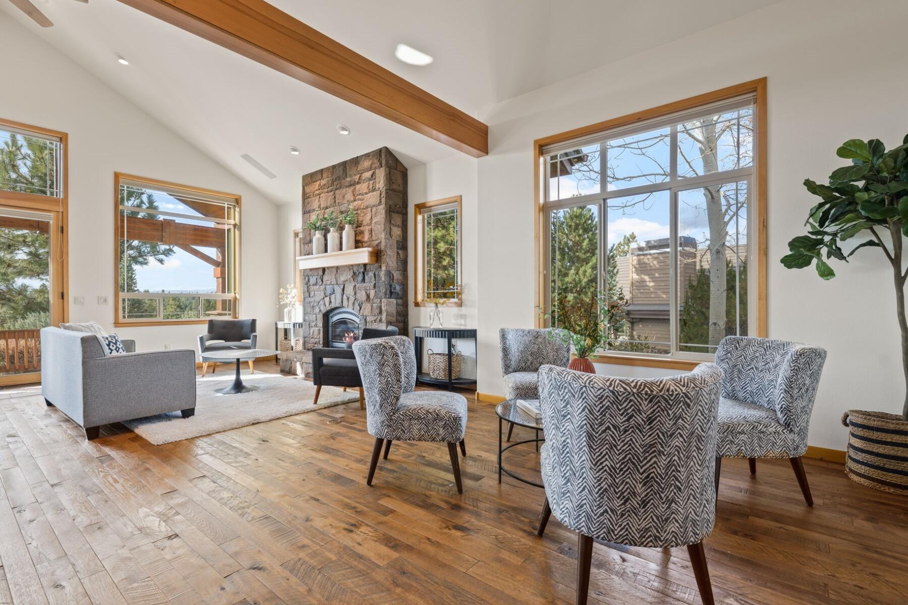 Skyliner Summit - Residential